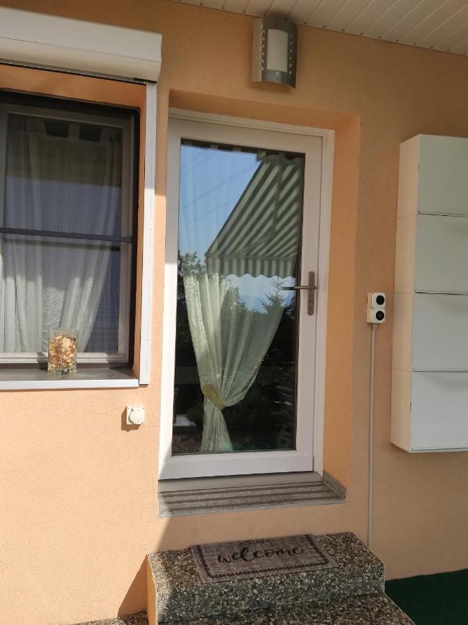 Joli Studio Avec Terrasse Et Vue Exclusivement Pour Non Fumeurs Belmont-sur-Lausanne Extérieur photo