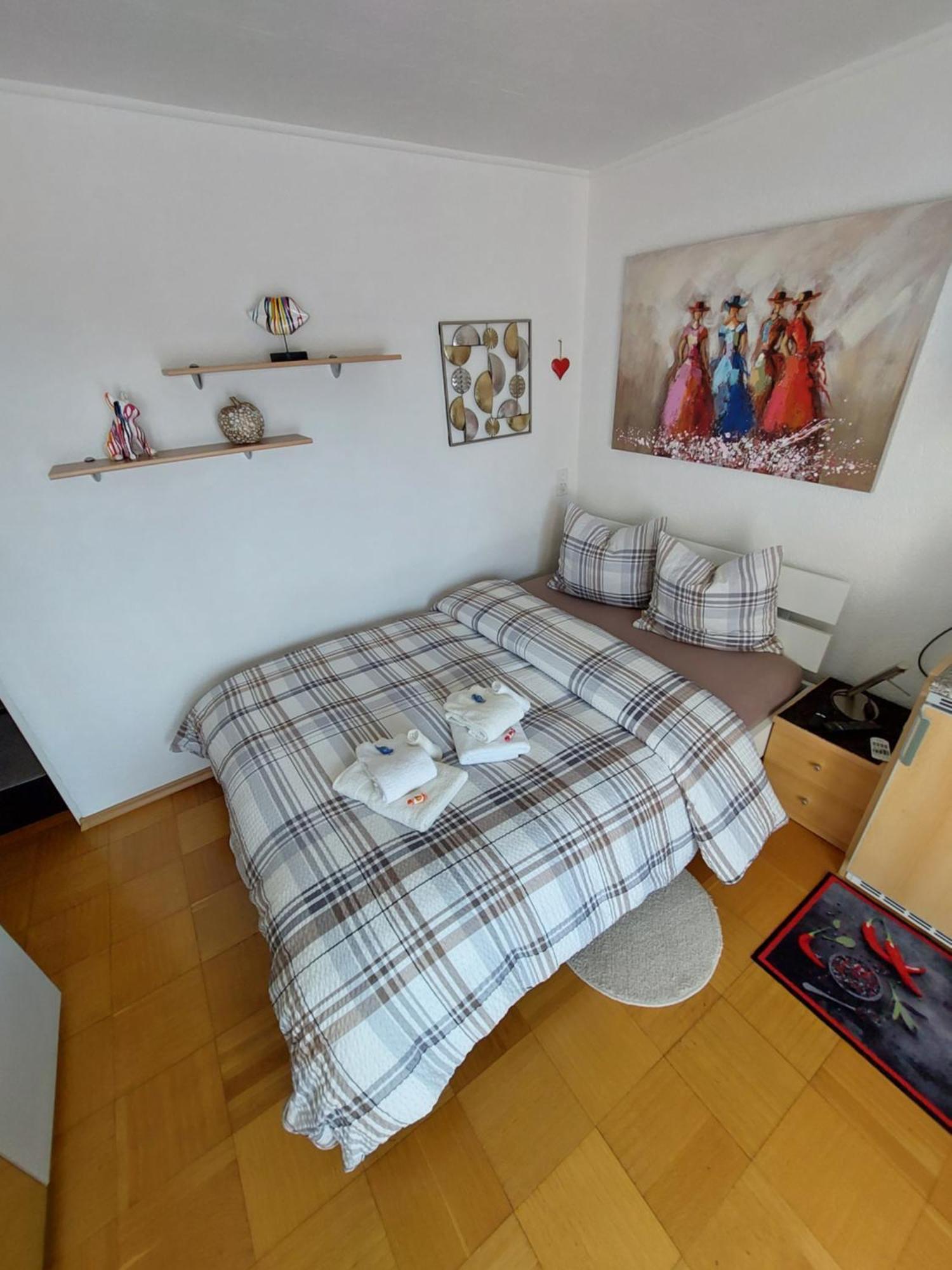 Joli Studio Avec Terrasse Et Vue Exclusivement Pour Non Fumeurs Belmont-sur-Lausanne Extérieur photo
